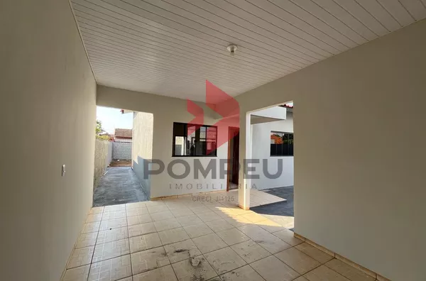 CASA À VENDA JD TAIAMÃ