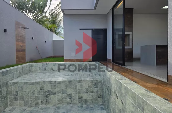 CASA À VENDA CONDOMÍNIO MANACÁ