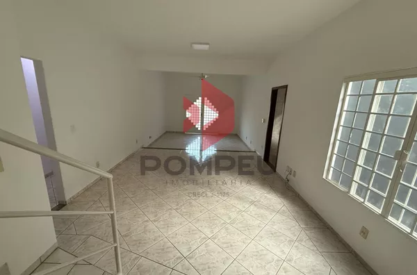 SOBRADO À VENDA JD RIO PRETO