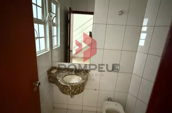 SOBRADO À VENDA JD RIO PRETO