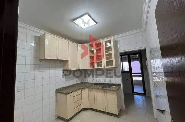 APARTAMENTO À VENDA ED. TANGARÁ