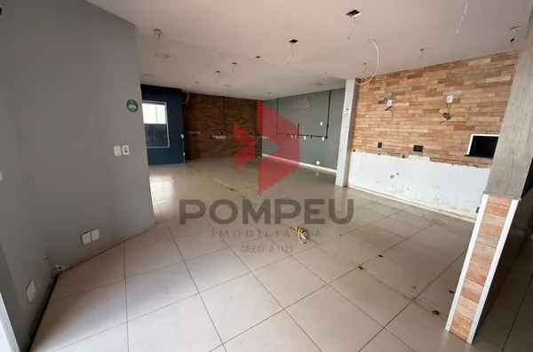 SALA COMERCIAL COM RESIDÊNCIA - AVENIDA TANCREDO DE ALMEIDA NEVES, 272-N, CENTRO