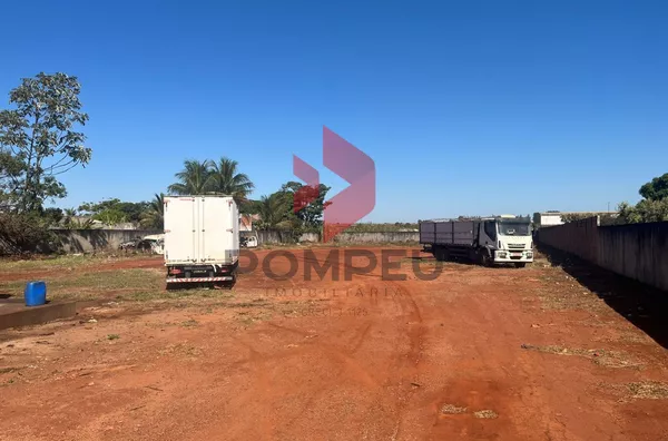 BARRACÃO À VENDA ANEL VIÁRIO