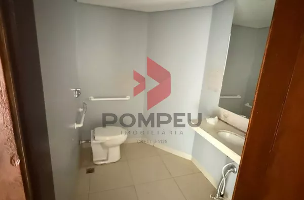 SALA COMERCIAL COM RESIDÊNCIA - AVENIDA TANCREDO DE ALMEIDA NEVES, 272-N, CENTRO