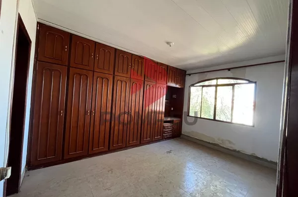 CASA À VENDA VILA ALTA
