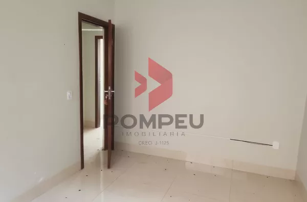 Casa a Venda alto padrão, com 03 quartos (1 suíte) Jd. Tarumã, Tangará Da Serra