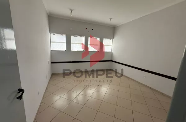 Rua José Corsino (12), 273 - W - Centro,