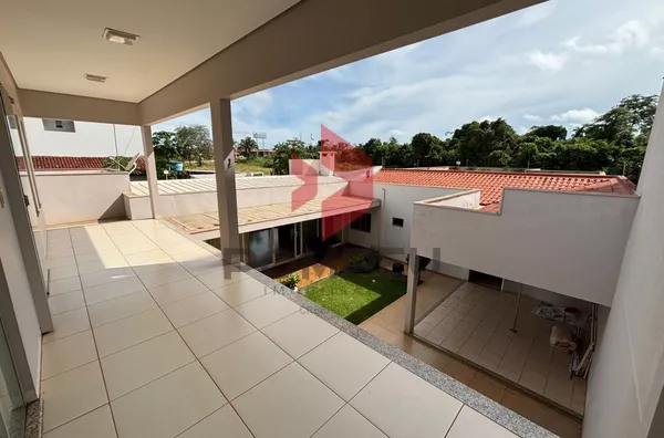 IMÓVEL À VENDA AV TANCREDO