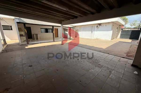 SALA COMERCIAL COM RESIDÊNCIA - AVENIDA TANCREDO DE ALMEIDA NEVES, 272-N, CENTRO