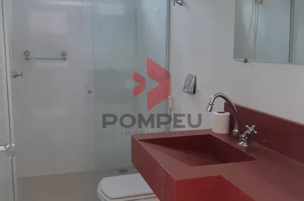 SOBRADO À VENDA JD. RIO PRETO