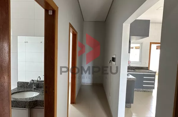 R 12, N°87-W VILA ESMERALDA