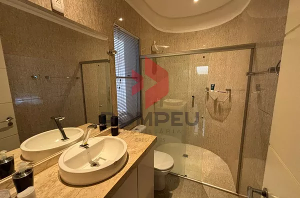 IMÓVEL À VENDA AV TANCREDO