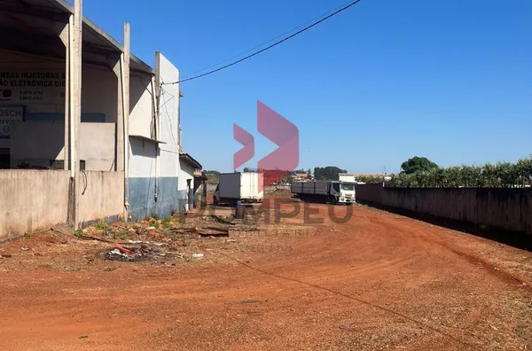 BARRACÃO À VENDA ANEL VIÁRIO