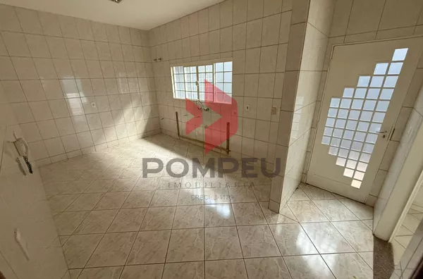 SOBRADO À VENDA JD RIO PRETO