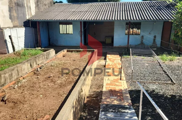 CASA À VENDA STA TEREZINHA