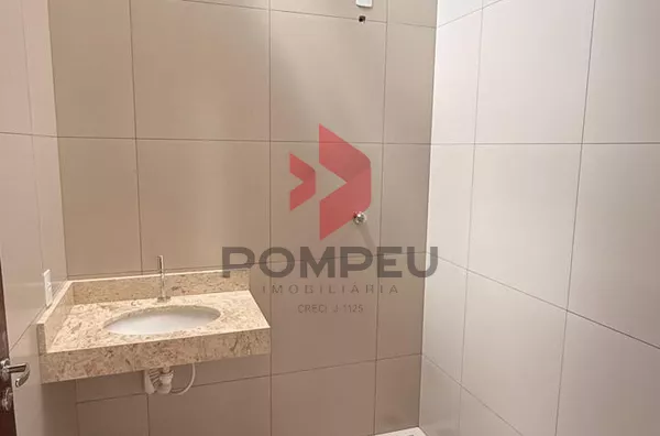 CASA À VENDA PARQUE DA MATA