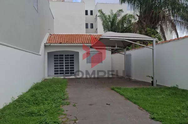 Casa com 2 quartos, 1 suíte, Centro, Tangará Da Serra