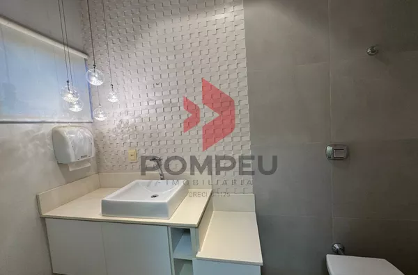 IMÓVEL COMERCIAL À VENDA 