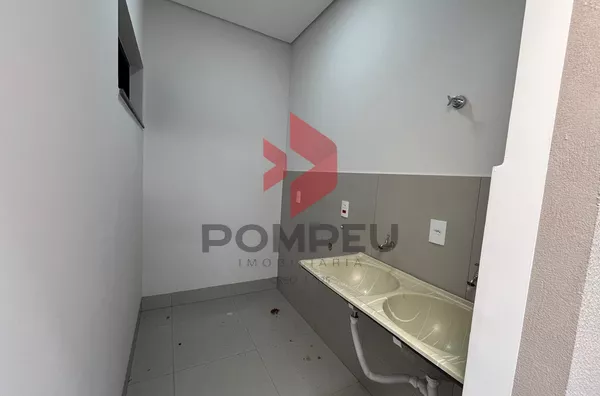 CASA À VENDA PQ DA MATA