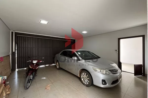 CASA À VENDA JD FLORIZA