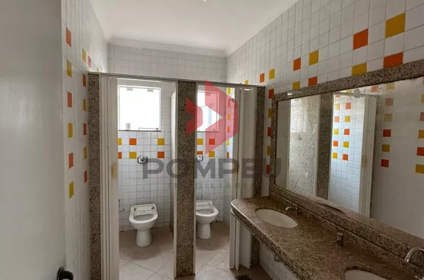 Rua José Corsino (12), 273 - W - Centro,