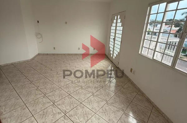 SOBRADO À VENDA JD RIO PRETO