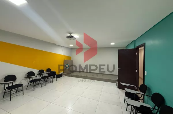 RUA ANTONIO J SILVA, 348-W, CENTRO