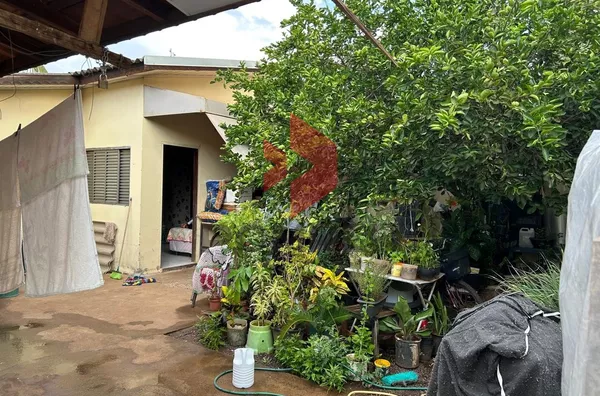 CASA À VENDA JD TARUMÃ