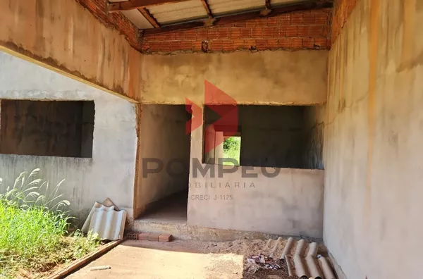 CASA À VENDA JD TARUMÃ