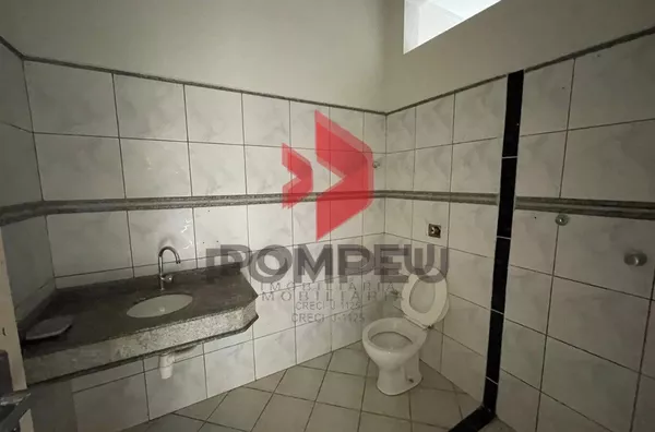 IMÓVEL COMERCIAL À VENDA 