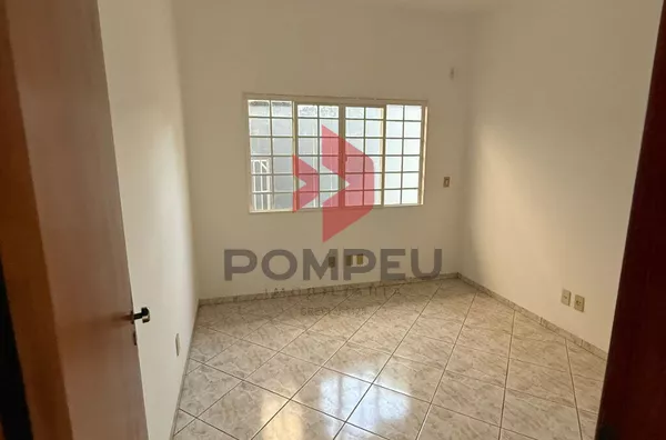 SOBRADO À VENDA JD RIO PRETO
