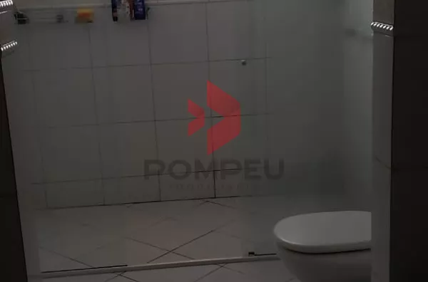 SOBRADO À VENDA PARQUE DAS MANSÕES