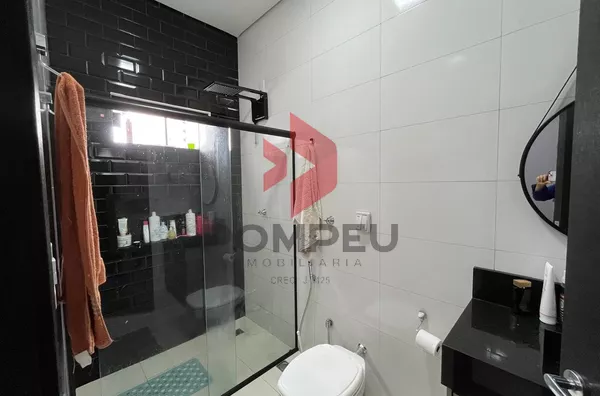 CASA À VENDA PARQUE DA MATA