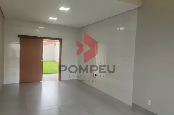 CASA À VENDA EM TANGARÁ DA SERRA