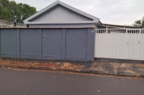 Casa Particular de Alvenaria para aluguel Quadra 10 Primavera