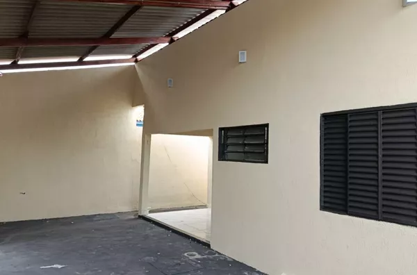 Casa Particular de Alvenaria para aluguel Quadra 46 Primavera