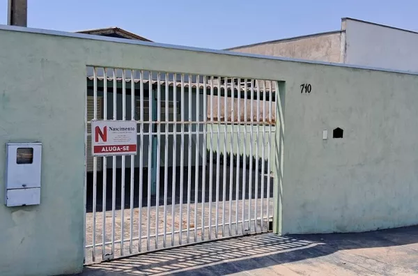 Casa Particular de Alvenaria para aluguel Quadra 45 Primavera