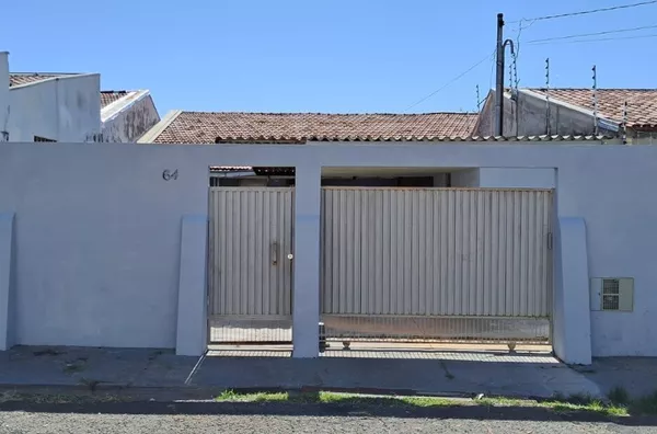 Casa Tipo B1 para aluguel Quadra 65 Primavera