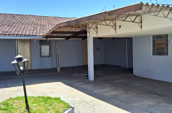 Casa Tipo B1 para aluguel Quadra 65 Primavera
