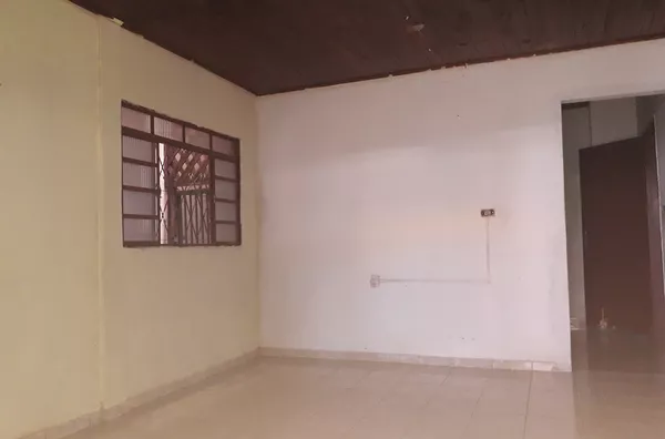 Casa Particular de Alvenaria para aluguel Quadra 52-B Primavera