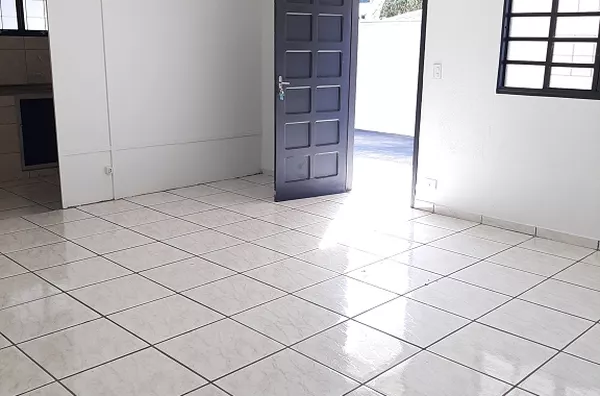 Casa Tipo Broto para aluguel Quadra 11 Primavera
