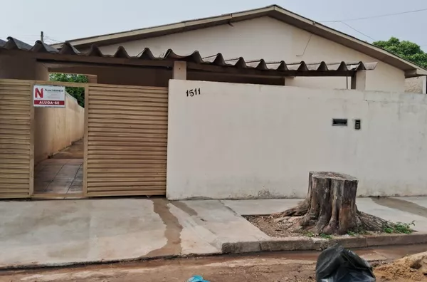 Casa Particular de Alvenaria para aluguel Quadra 18 Primavera