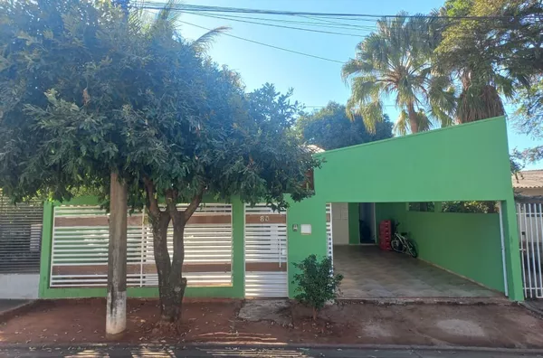 CASA EM ALVENARIA TODA REFORMADA 