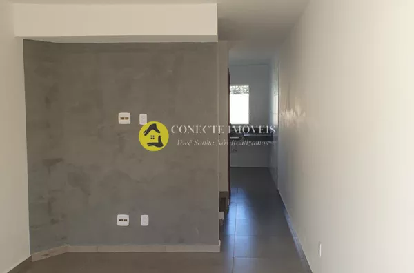 Casa geminada à venda com 2 quartos e quintal-  Chácara Betim, Betim