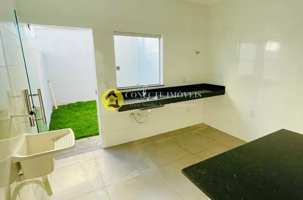 Casa geminada para venda, com 2 quartos e quintal -Alterosa 2 º Seção, Betim