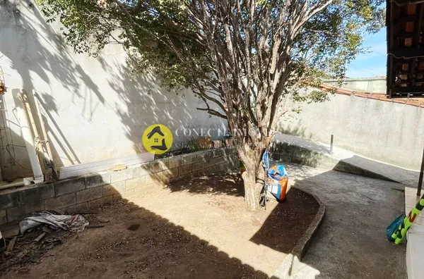 Lote para venda com casa - Lagoinha Leblon (venda Nova), Belo Horizonte