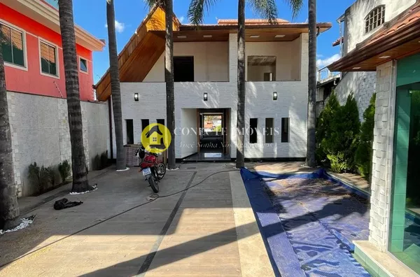 Casa de Luxo com piscina, 5 Suítes e Lazer completo- Santa Amélia - Belo Horizonte 