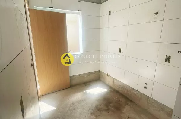 Casa para venda com quintal, 2 quarto(s), Piratininga, Belo Horizonte