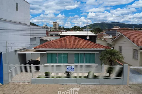 Casa para Venda em União da Vitória / PR no bairro São Bernardo