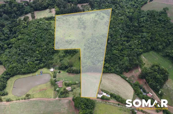 Área à venda no interior de Herval D'Oeste/SC! 40 mil metros quadrados, próximo à Cabana Boa Esperança e a menos de 1,5km da BR282.  Para mais informações chame agora no Whatsapp: (49) 3030-0120
